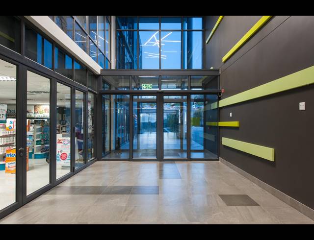 176M² OFFICE TO LET IN PANORAMA